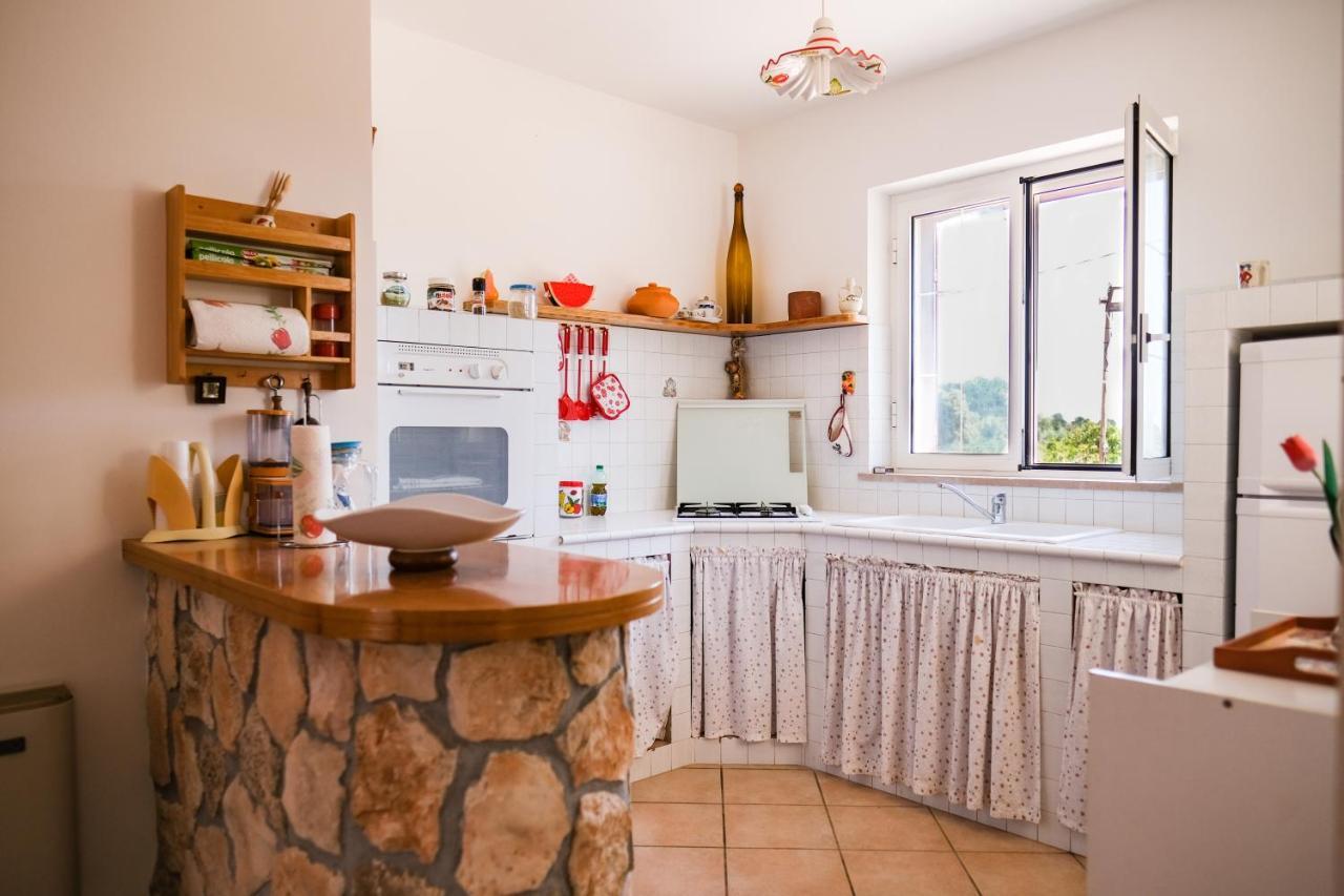 הוילה מונופולי Trullo Elvira & Luigi מראה חיצוני תמונה