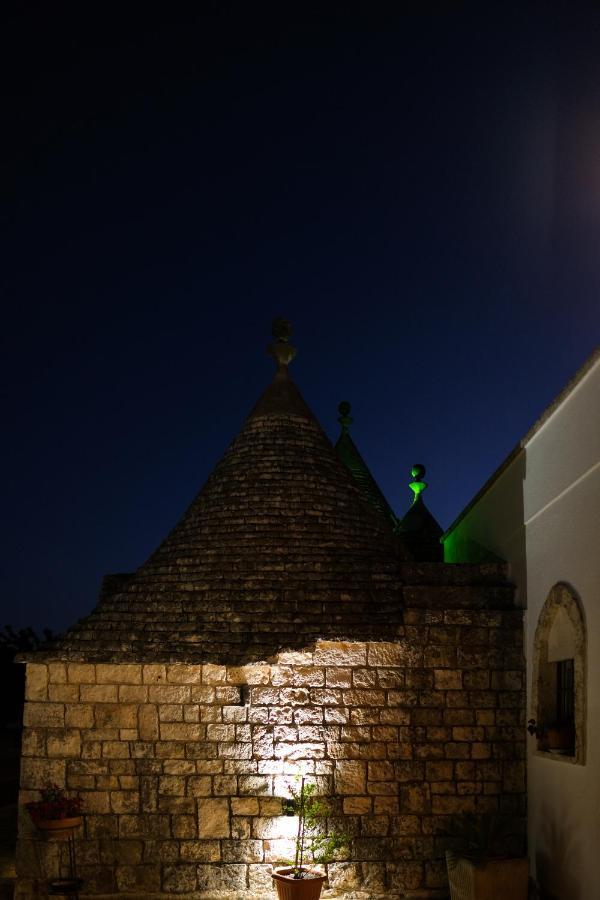 הוילה מונופולי Trullo Elvira & Luigi מראה חיצוני תמונה
